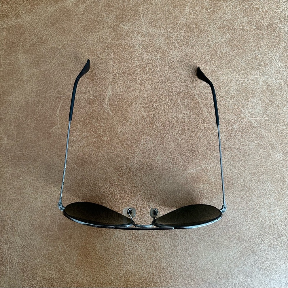 Ray-Ban Aviators 😎 - Picture 2 of 5